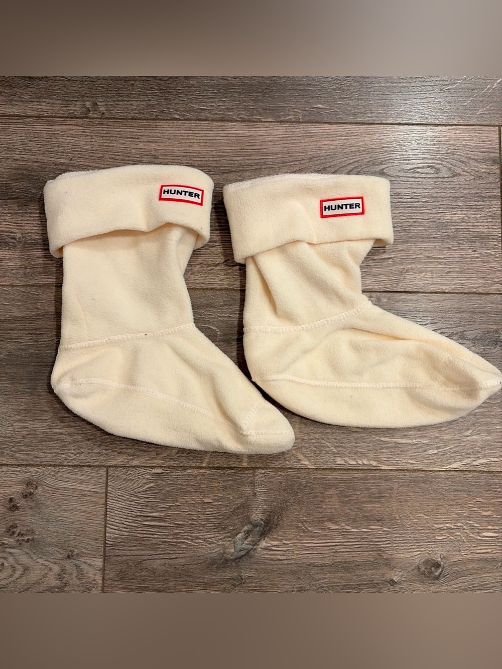 Hunter Cream Fleece Boot Sock Liners with Logo Tab
